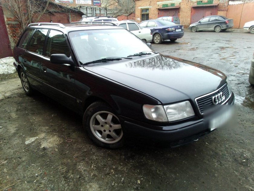Ауди 100 92