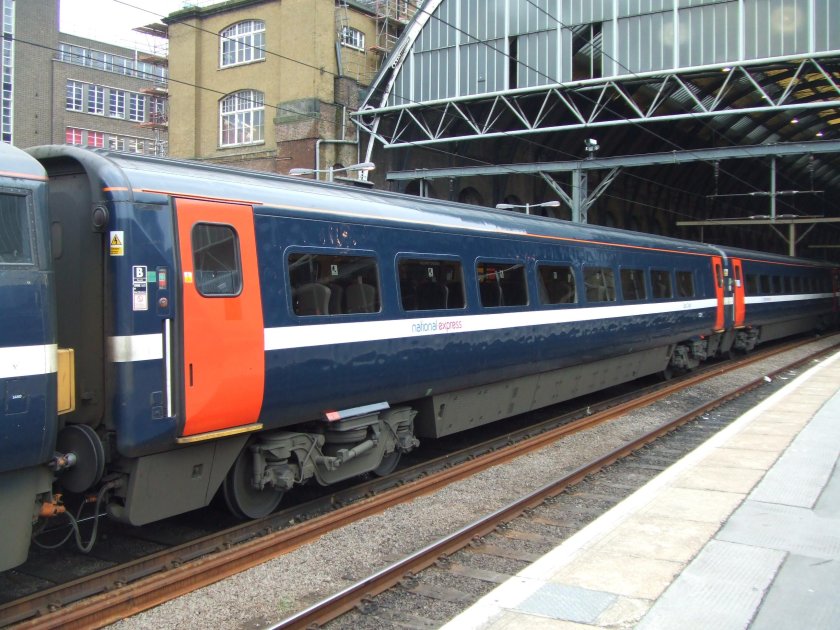 Intercity 225
