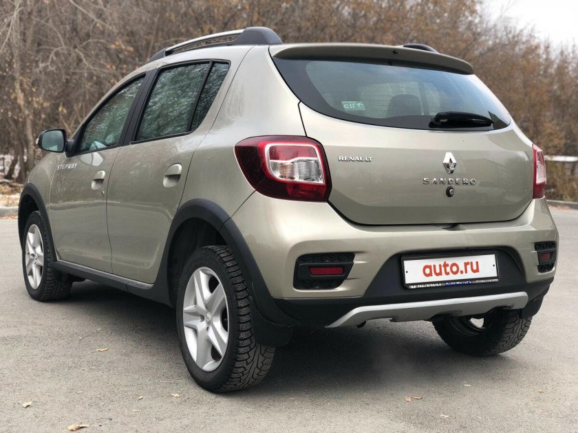 Renault Sandero Stepway бежевый