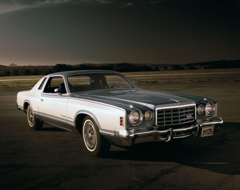 Додж Чарджер 1975