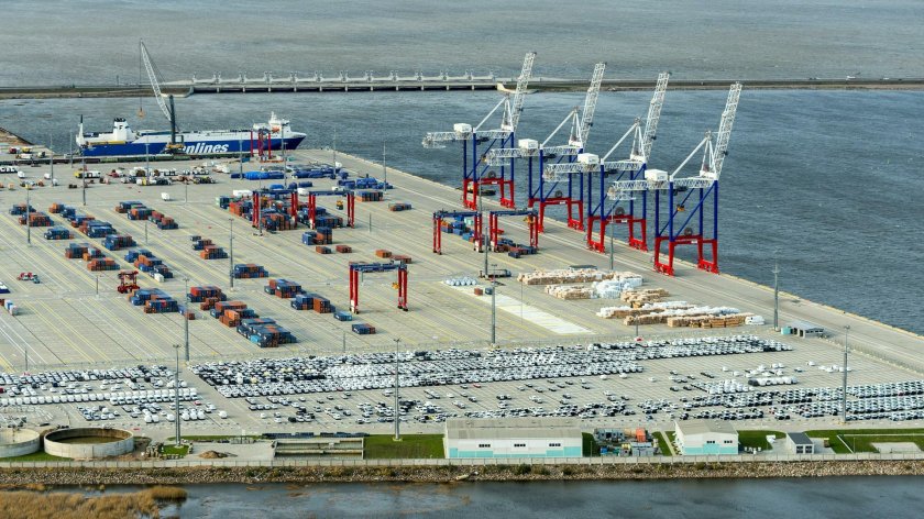 Многофункциональный морской перегрузочный комплекс «Бронка»