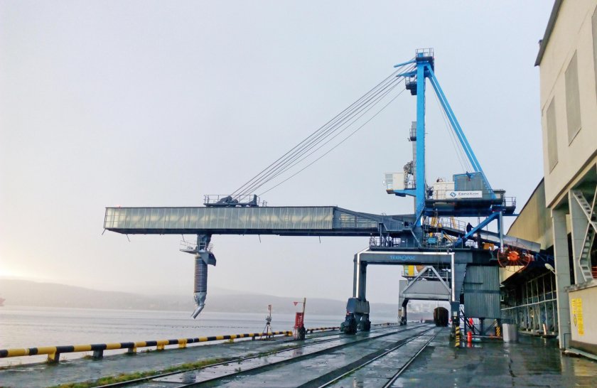 Судопогрузочная машина Нева 1500