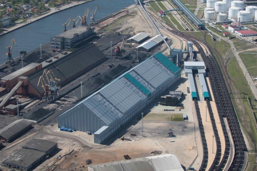 Крытый угольный склад на терминале Baltic Coal в порту Вентспилс