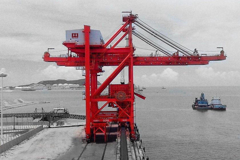 Контейнерный перегружатель STS