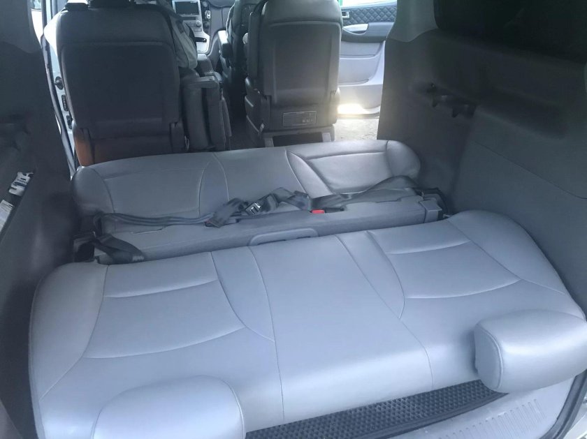 Задний диван Гранд Старекс