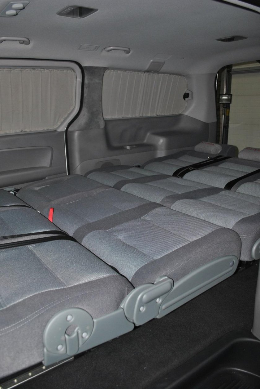 Hyundai Grand Starex салон