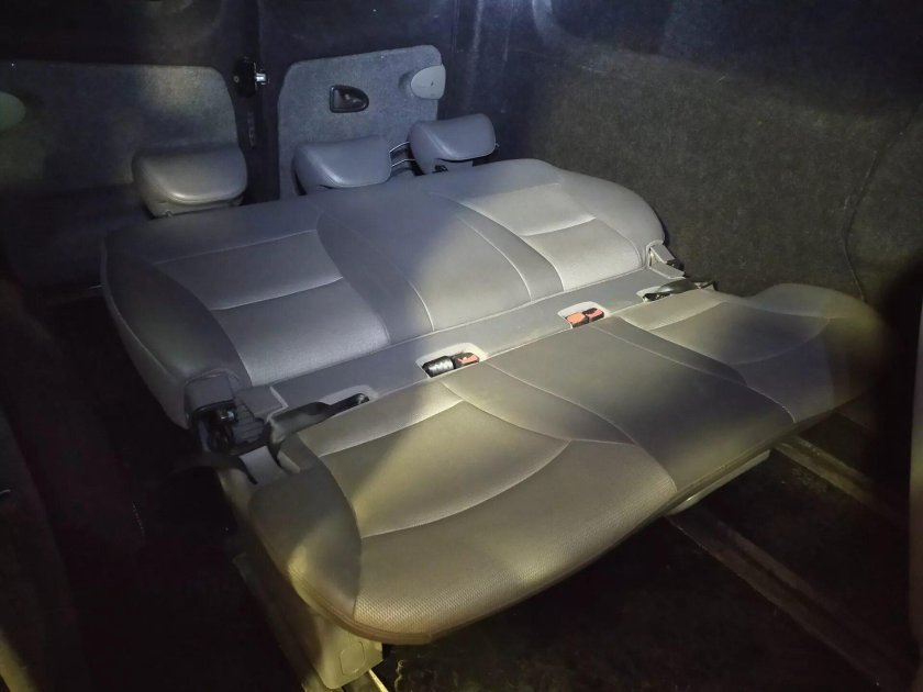 Задний диван Гранд Старекс