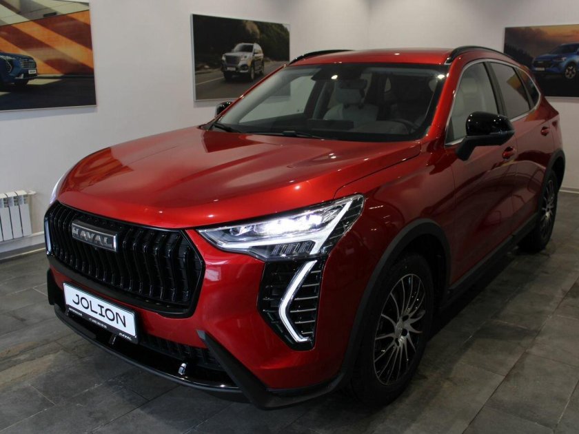 Haval jolion красный