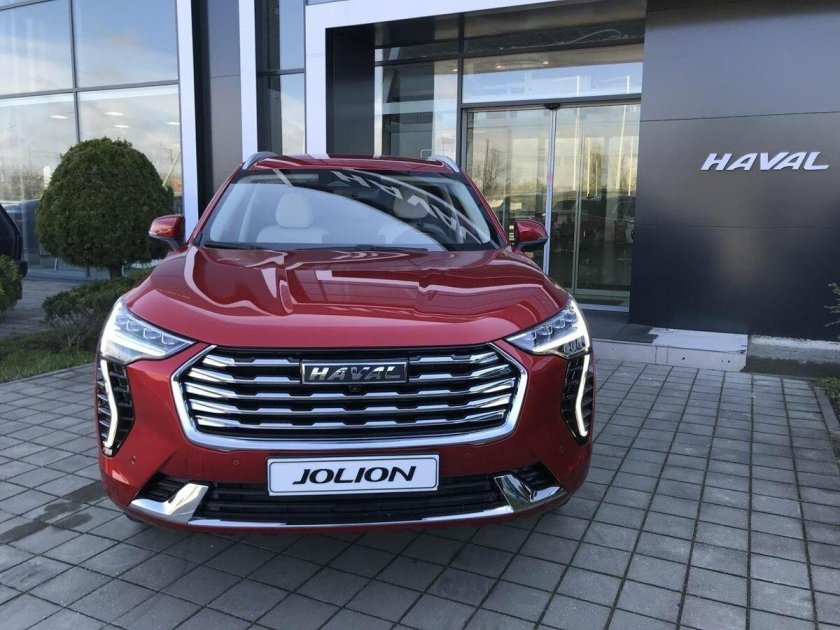 Haval Jolion 2022 красный