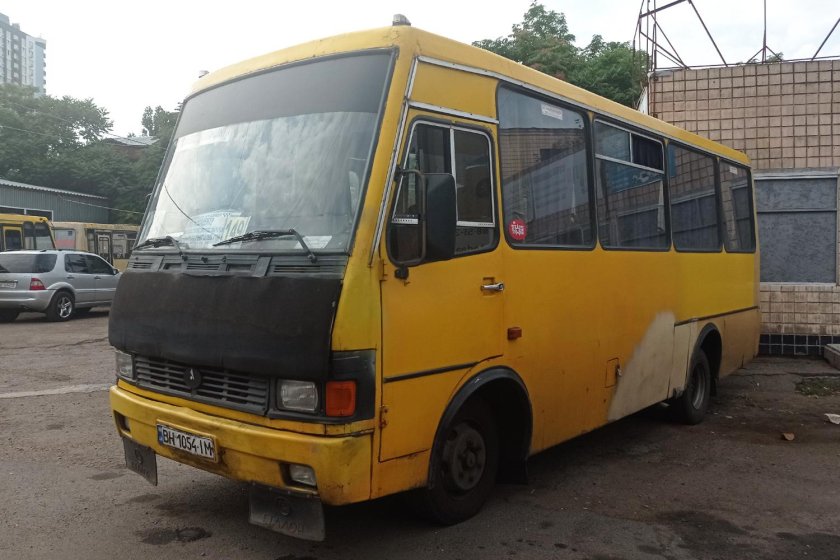 Баз автобус