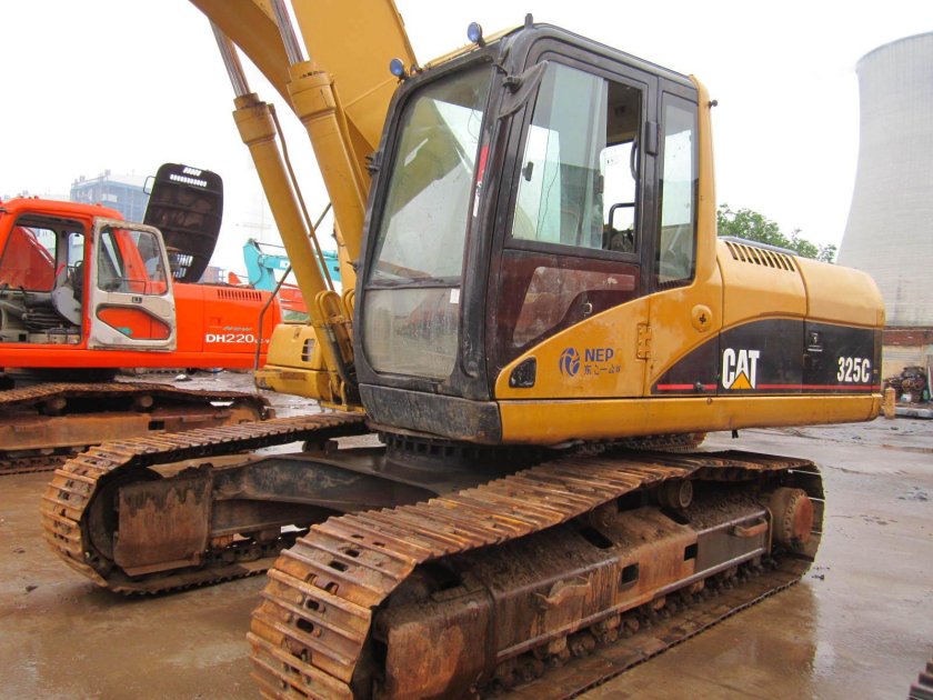 Caterpillar 325
