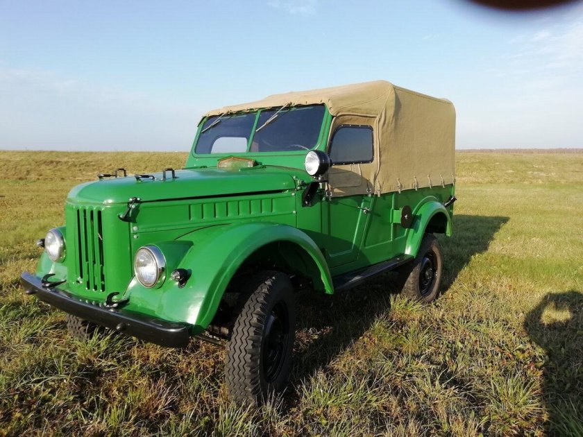 ГАЗ 69 зеленый