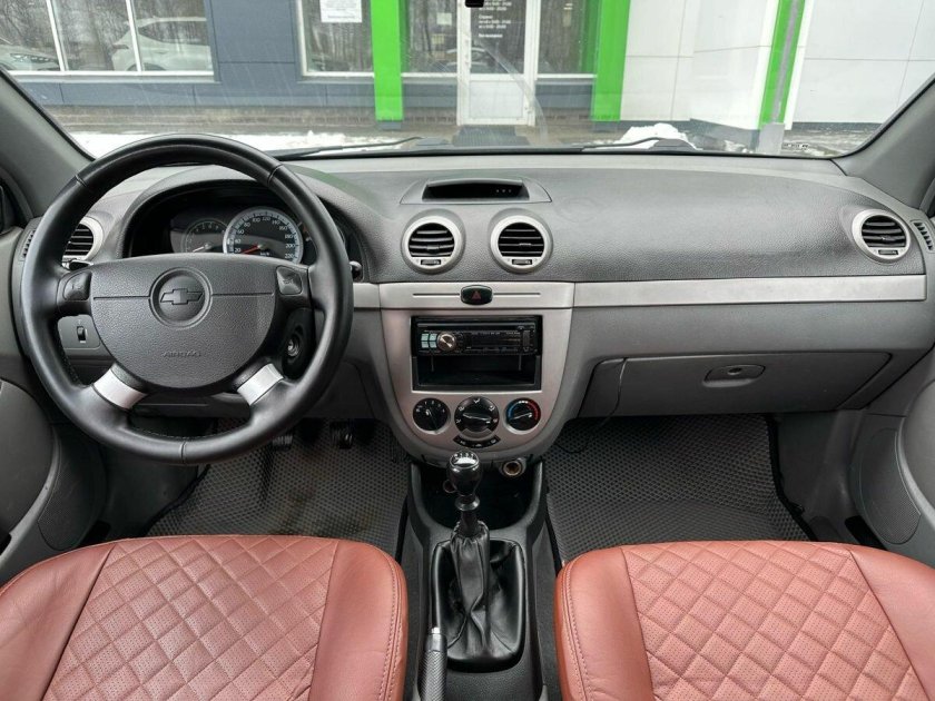 Chevrolet lacetti 2012