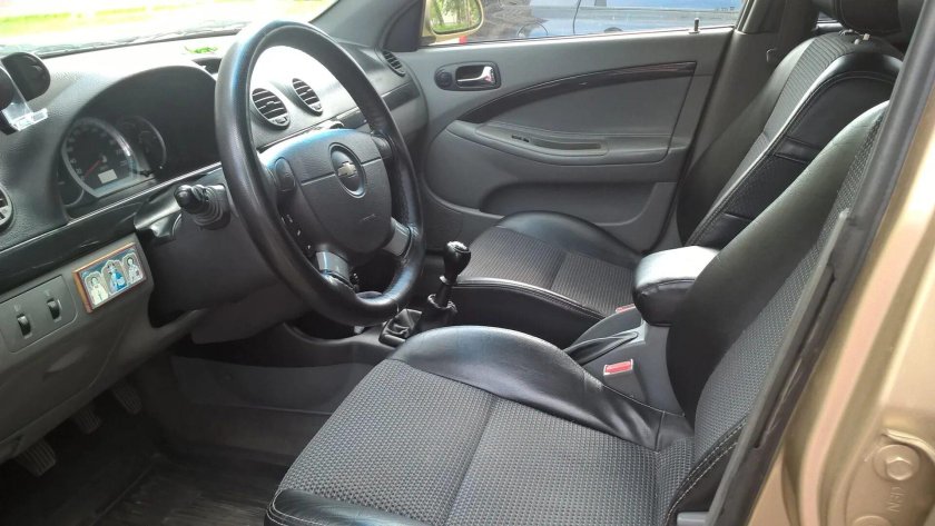 Chevrolet Lacetti 2008 салон