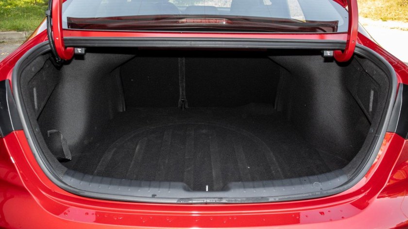 Шкода Октавия Киа Серато