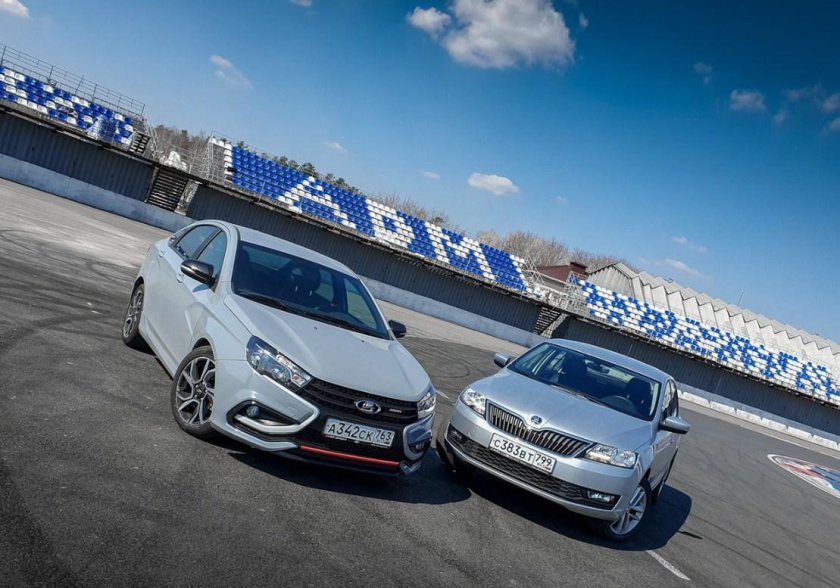 Шкода Октавия и Лада Веста