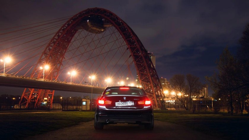 Под живописным мостом