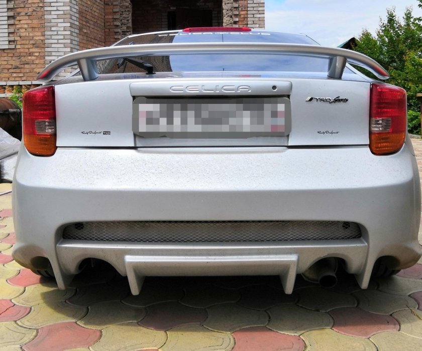 Toyota Celica задний бампер