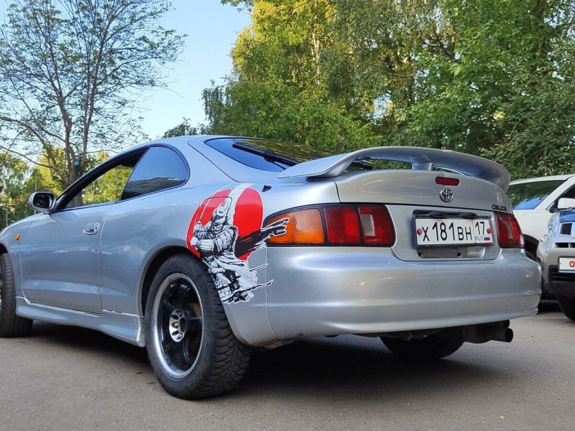 Toyota Celica vi (t200)