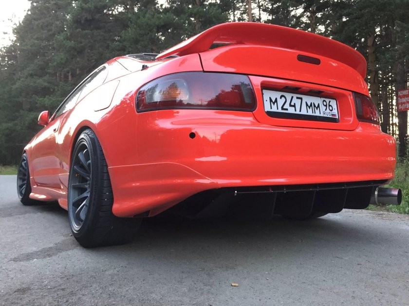 Toyota Celica сзади