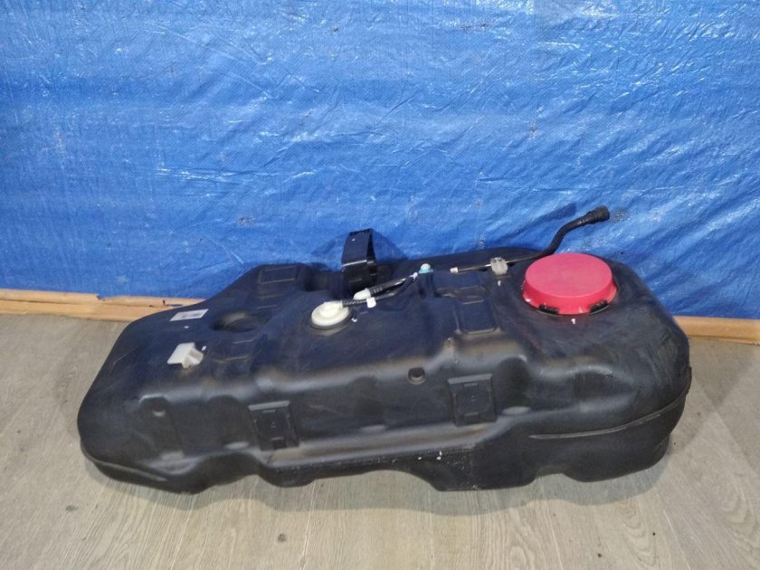 Бензобак Hyundai енеф