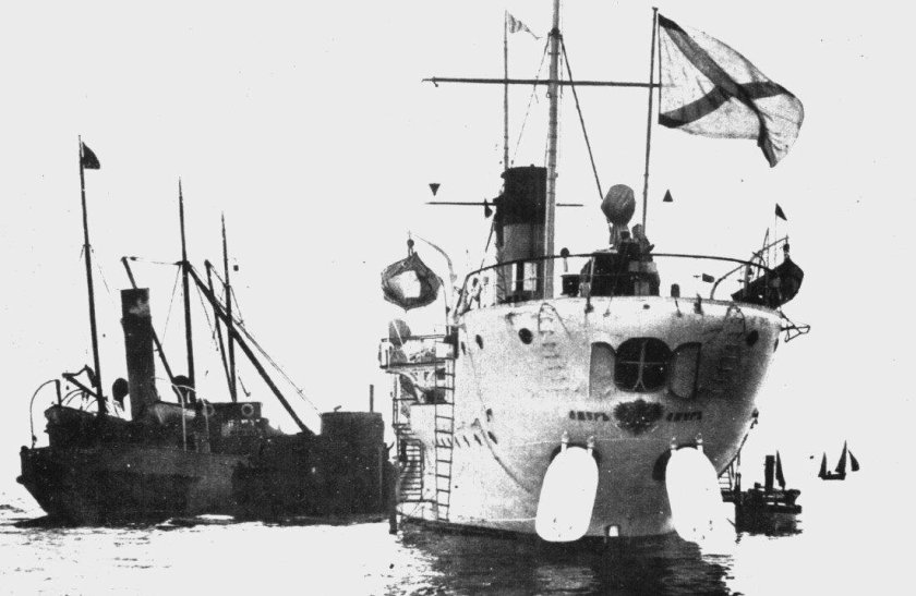 Минный заградитель Амур