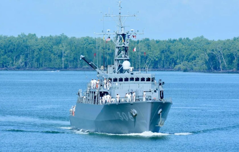 Военные корабли