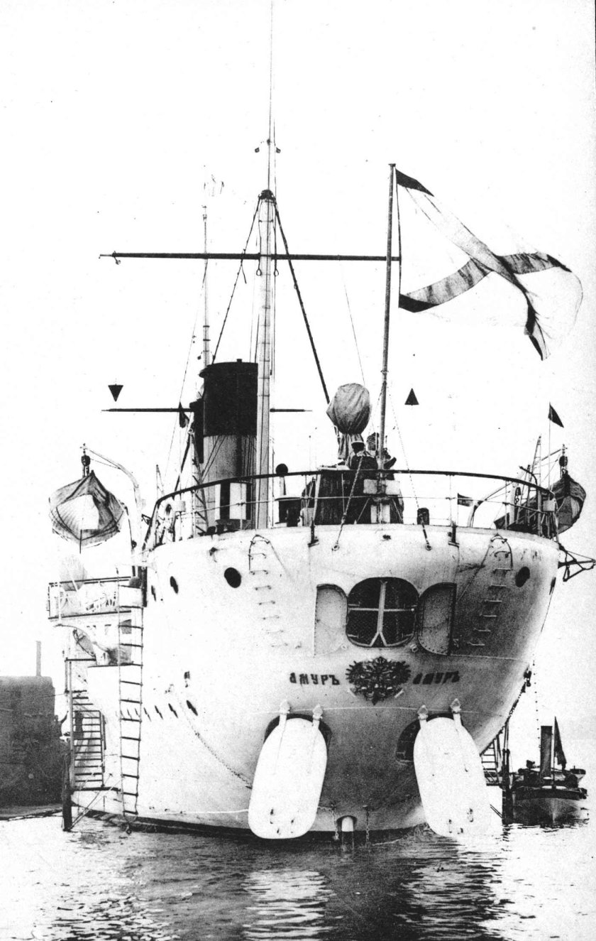 Минный заградитель Амур