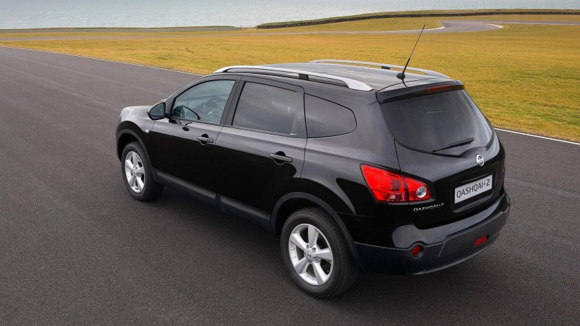 Nissan Qashqai+2 2008