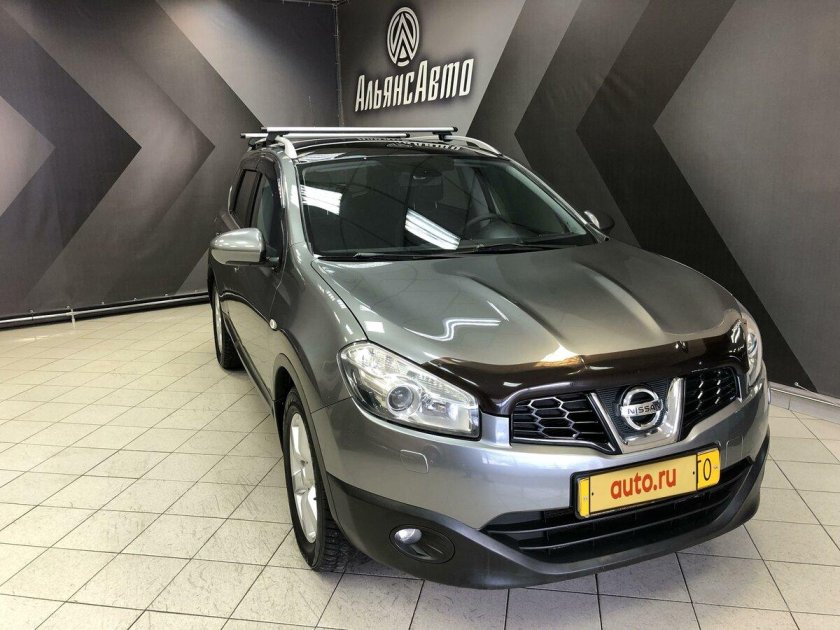 Nissan Qashqai 2013 — 2019 II серый