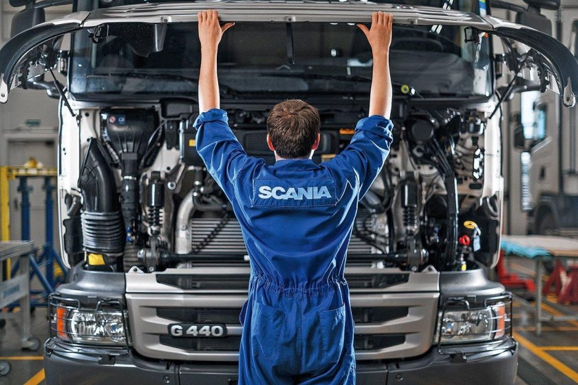 Грузовой автоэлектрик