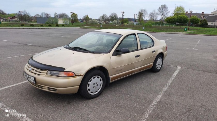 Plymouth Breeze 1999
