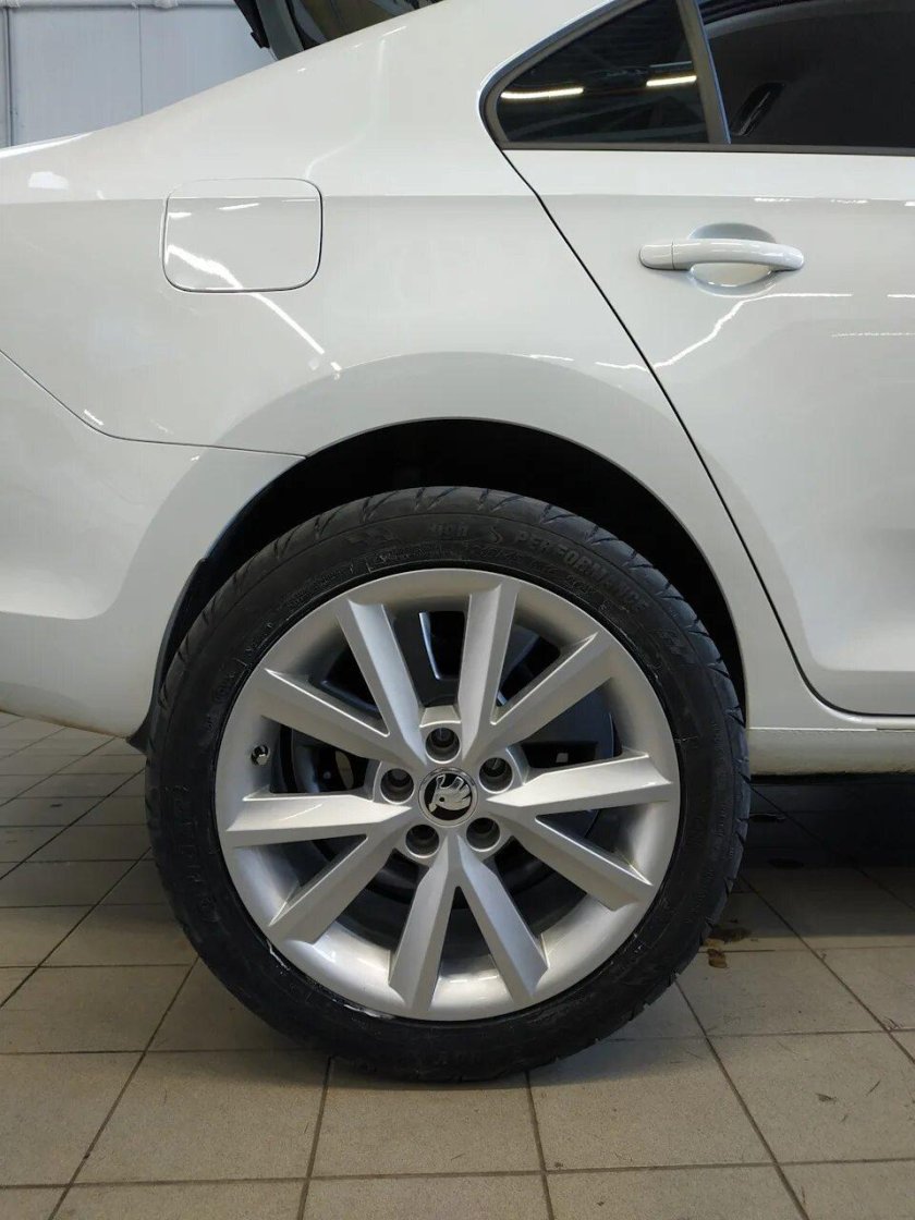 Skoda Rapid диски r16