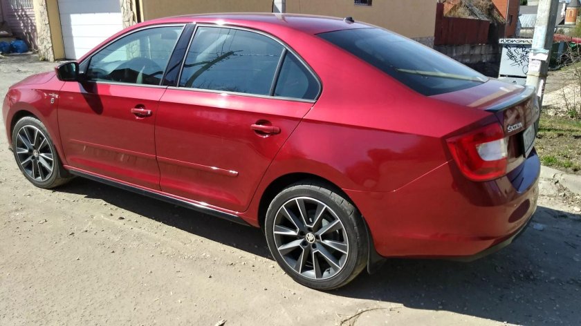 Skoda Rapid диски r17