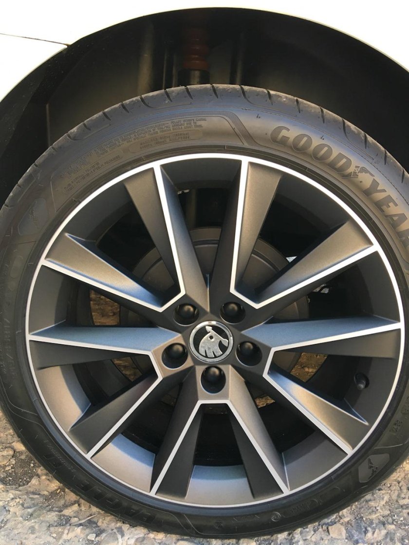 Диски Savio r17 Skoda Rapid