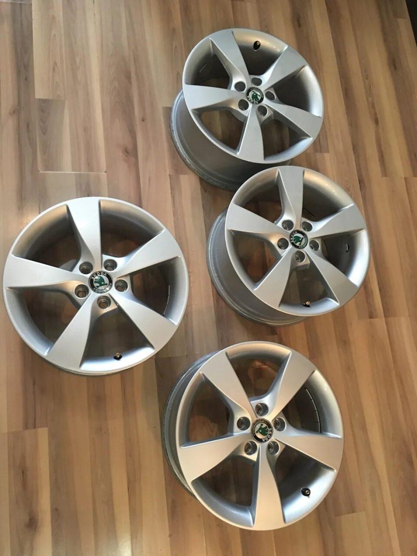Skoda Rapid диски r16