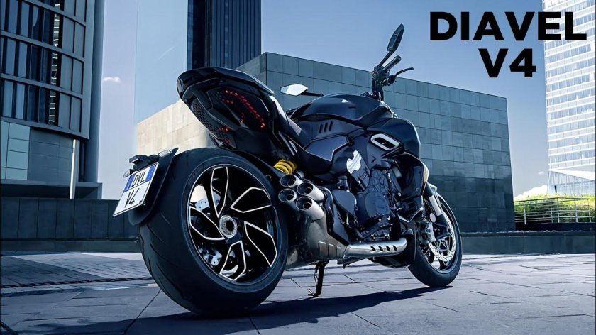 Diavel v4 2023