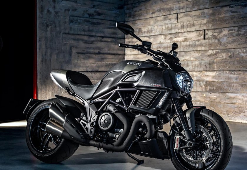 Мотоцикл Ducati Diavel