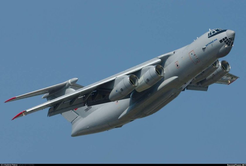 Военно-транспортный самолёт ил-76мд