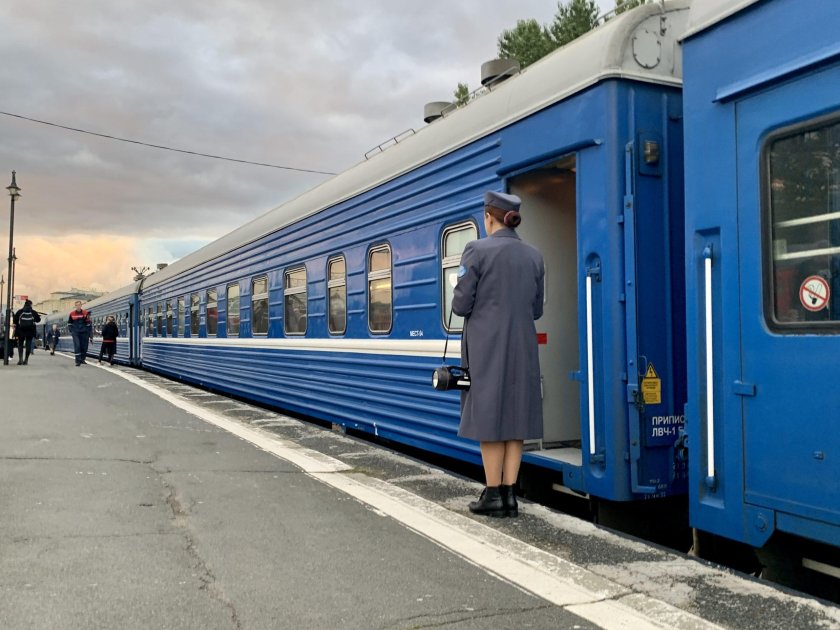 Поезд санкт петербург