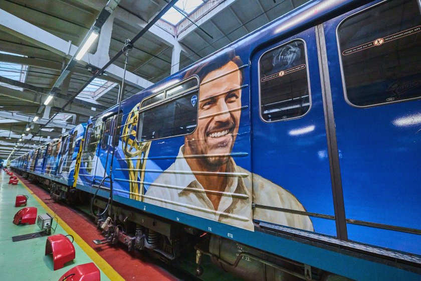 Юбилейный поезд метро