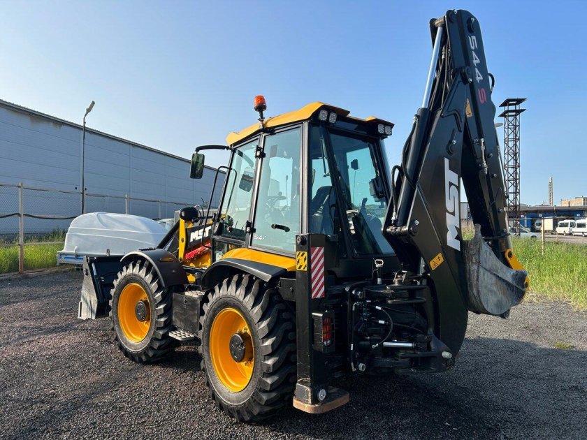 Mst m544s экскаватор-погрузчик