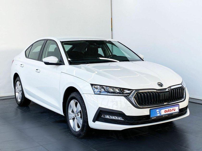 Шкода октавия 2021