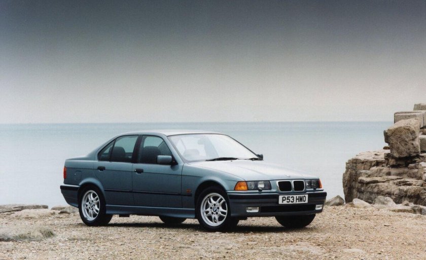 BMW e36 sedan