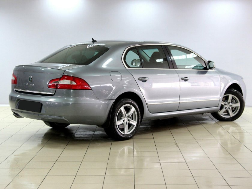 Skoda Superb 2010