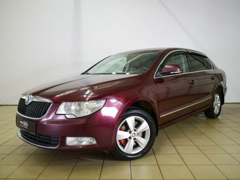 Шкода Суперб лифтбек