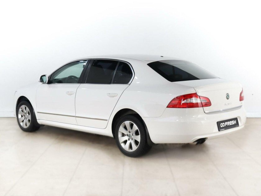 Skoda superb 2012