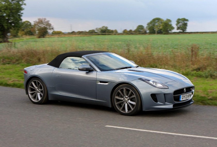 Jaguar f Type Roadster