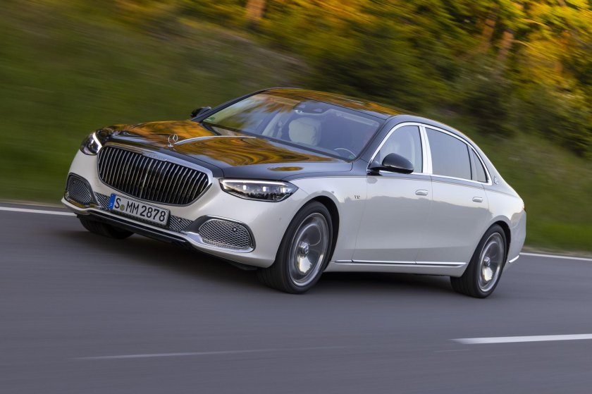 Mercedes benz s class maybach