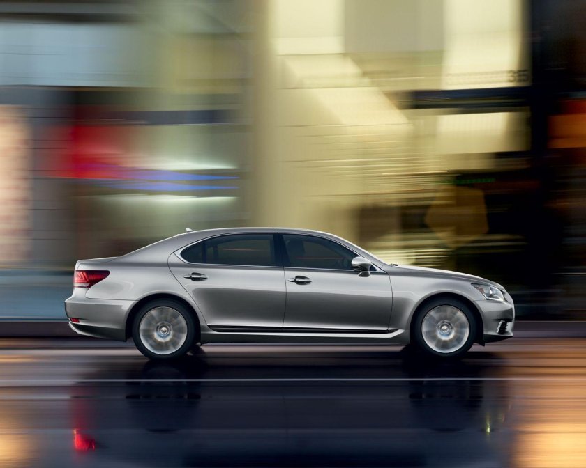 Лексус лс 460 2015